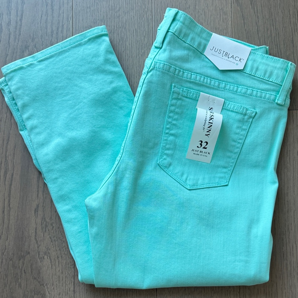 Just Black Women's Turquoise Skinny Jeans